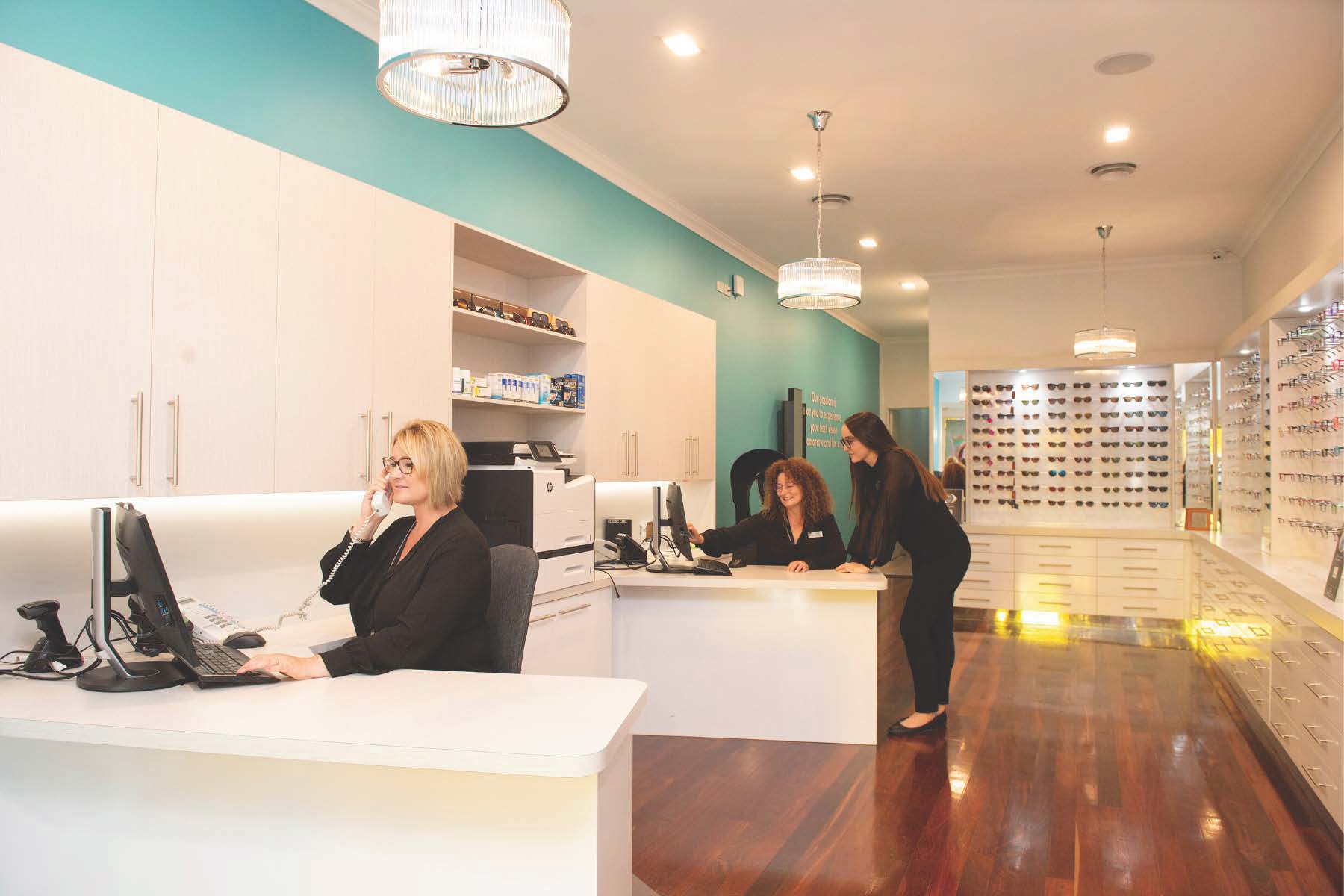 Optometrist in Bunbury EyesWest ProVision
